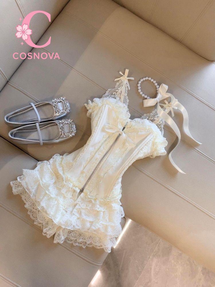 Winter Clothing Cute - Ensemble bustier en dentelle et mini-jupe